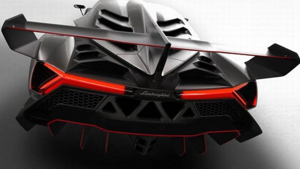 ridicol de scumpa dar incredibil de frumoasa cel mai puternic lamborghini din istorie