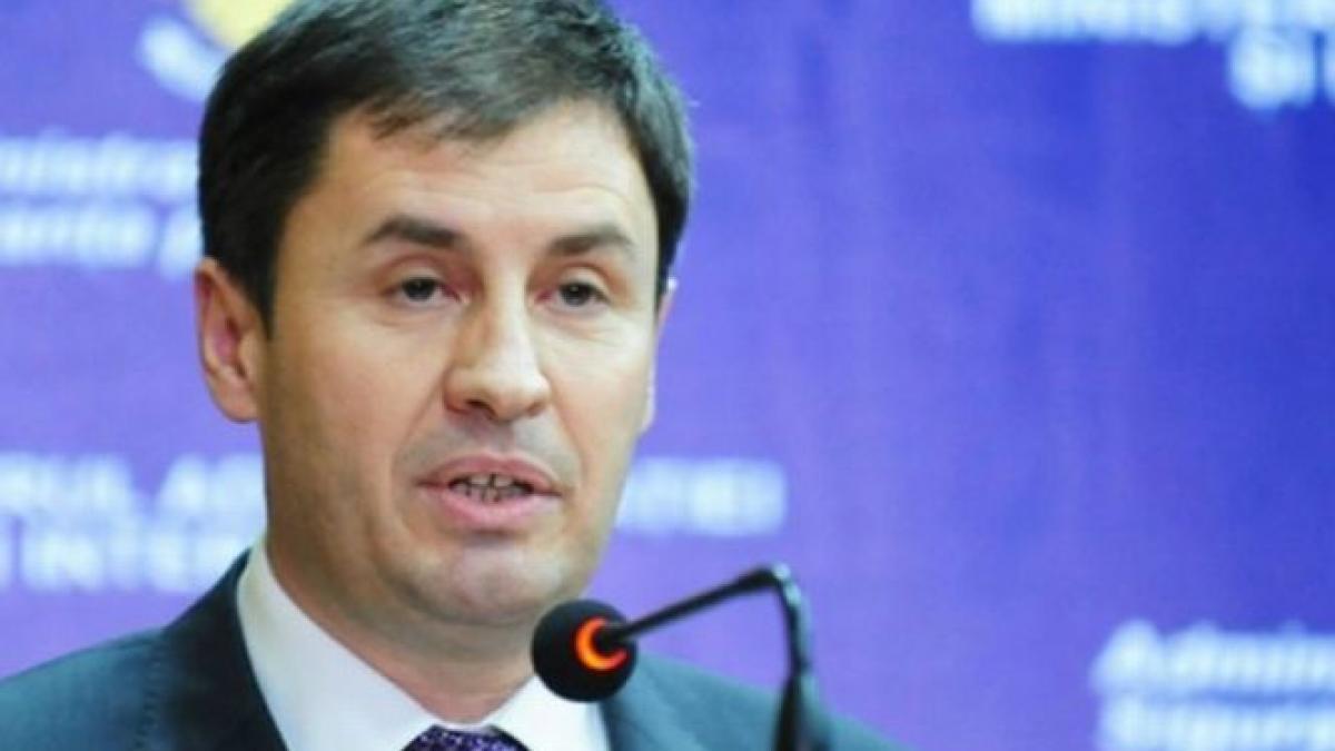 traian igas are lipsa de orientare conducea noaptea cu farurile stinse fara centura de siguranta si