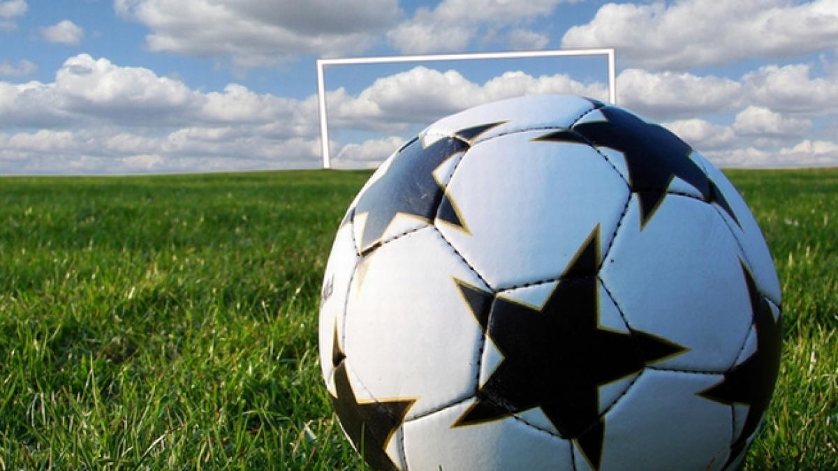 un fotbalist grec s a mutat la o echipa din a cincea divizie din germania pentru a fi alaturi de