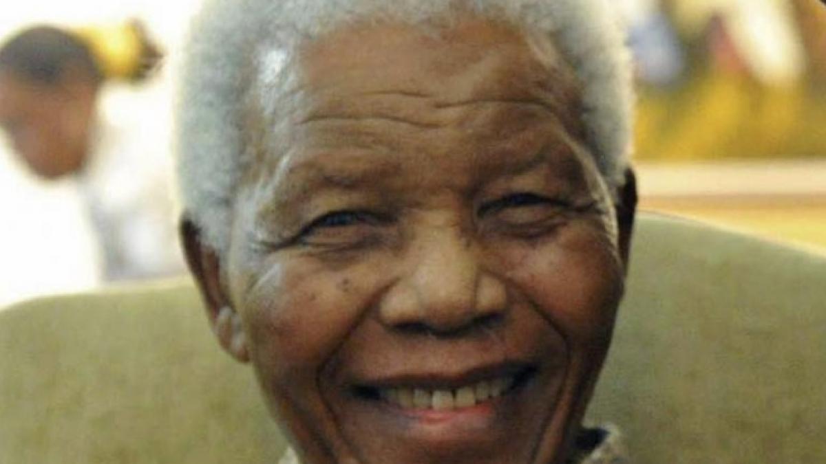 nelson mandela a fost externat si este in stare buna