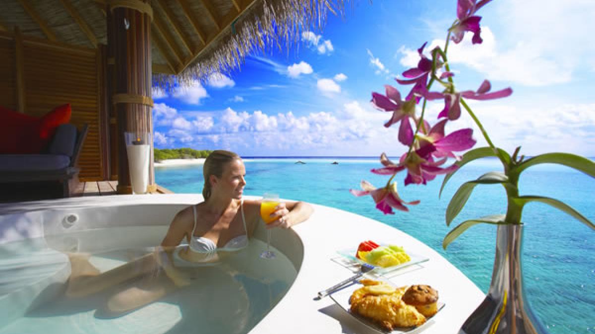 la doi pasi de paradis este iadul imagini de cosmar cu groapa de gunoi a luxului