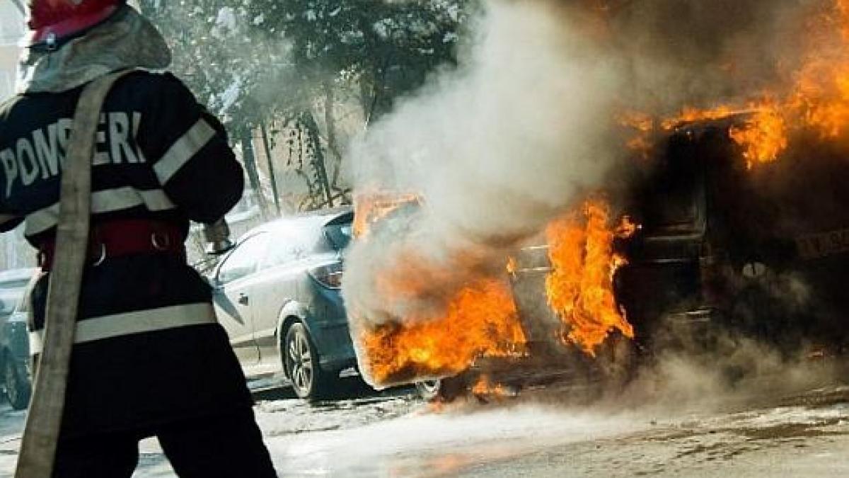 o masina a ambasadei sua a luat foc pe bvd kiseleff din capitala pompierii au intervenit imediat