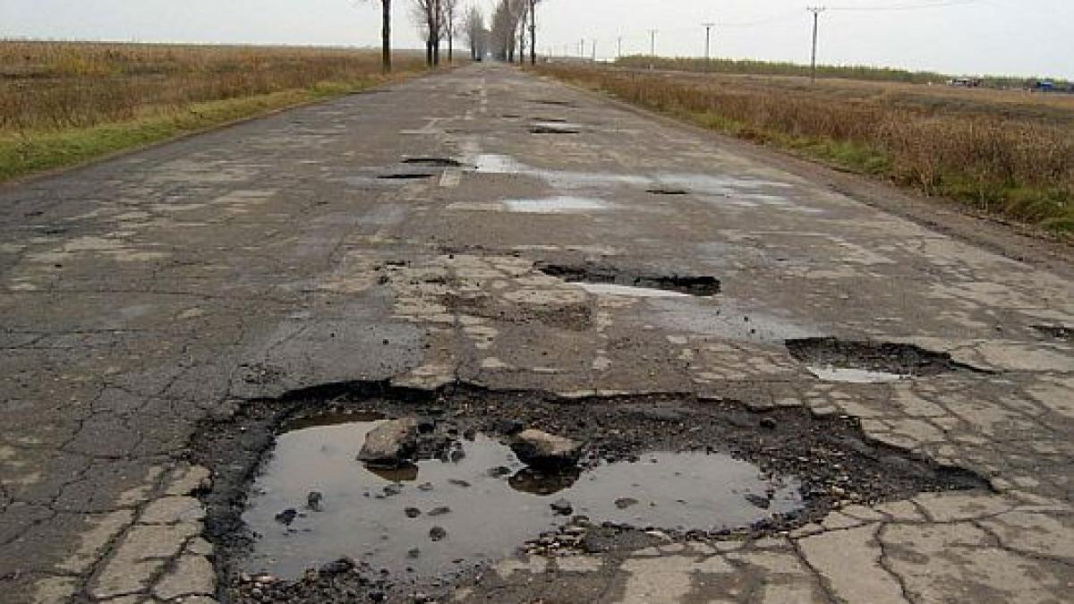 exista bani pentru repararea drumurilor dar motivul pentru care autoritatile nu o fac e de a