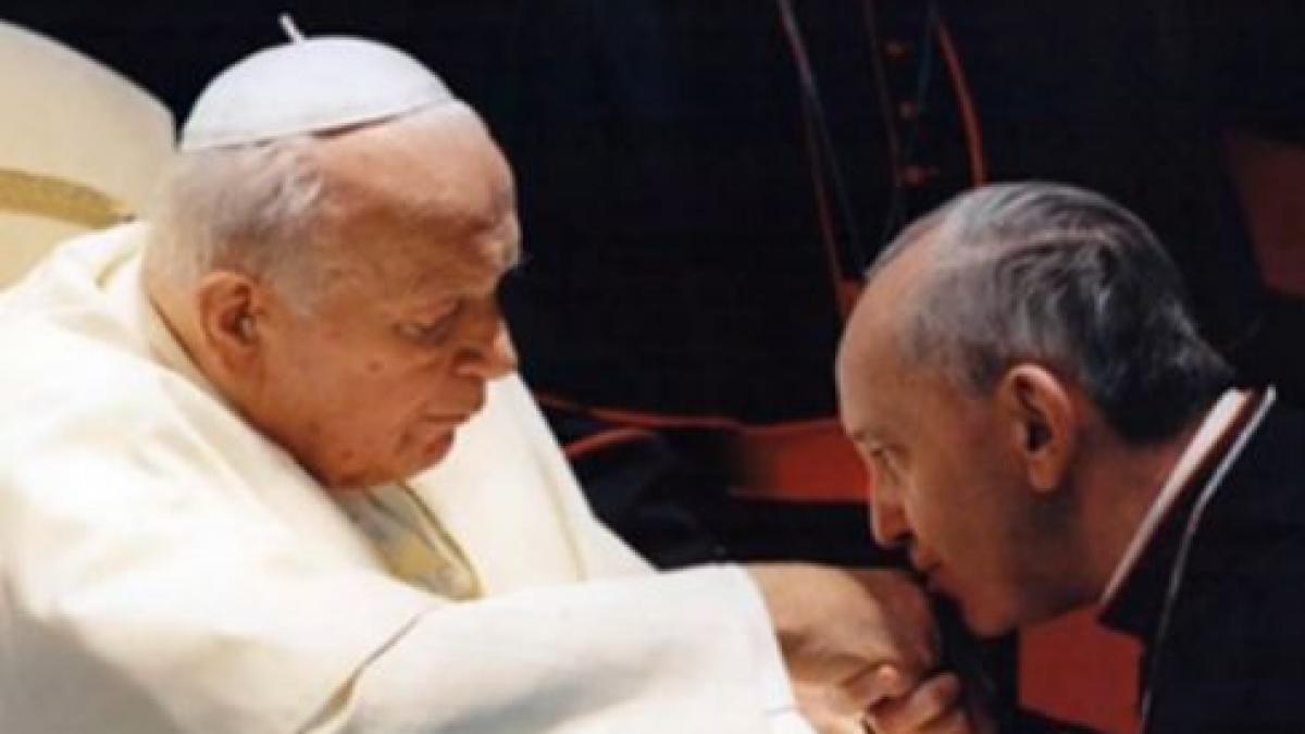 sinteza zilei ce fel de om este papa francisc