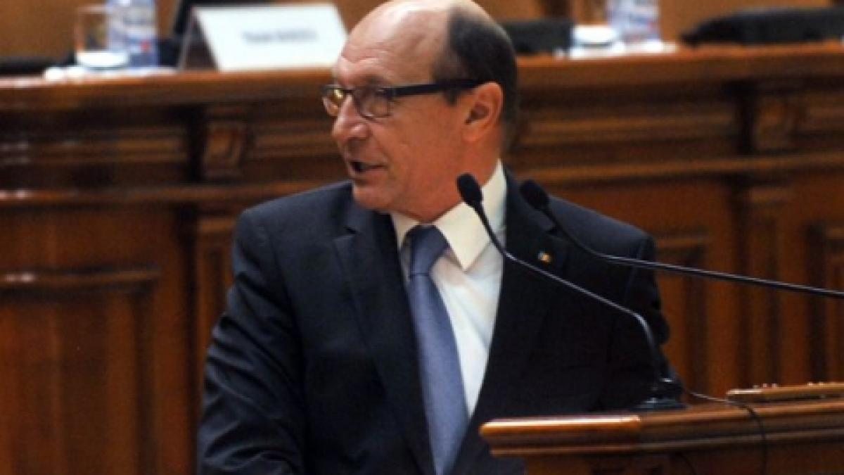 cum si a schimbat basescu complet parerea despre seful dna