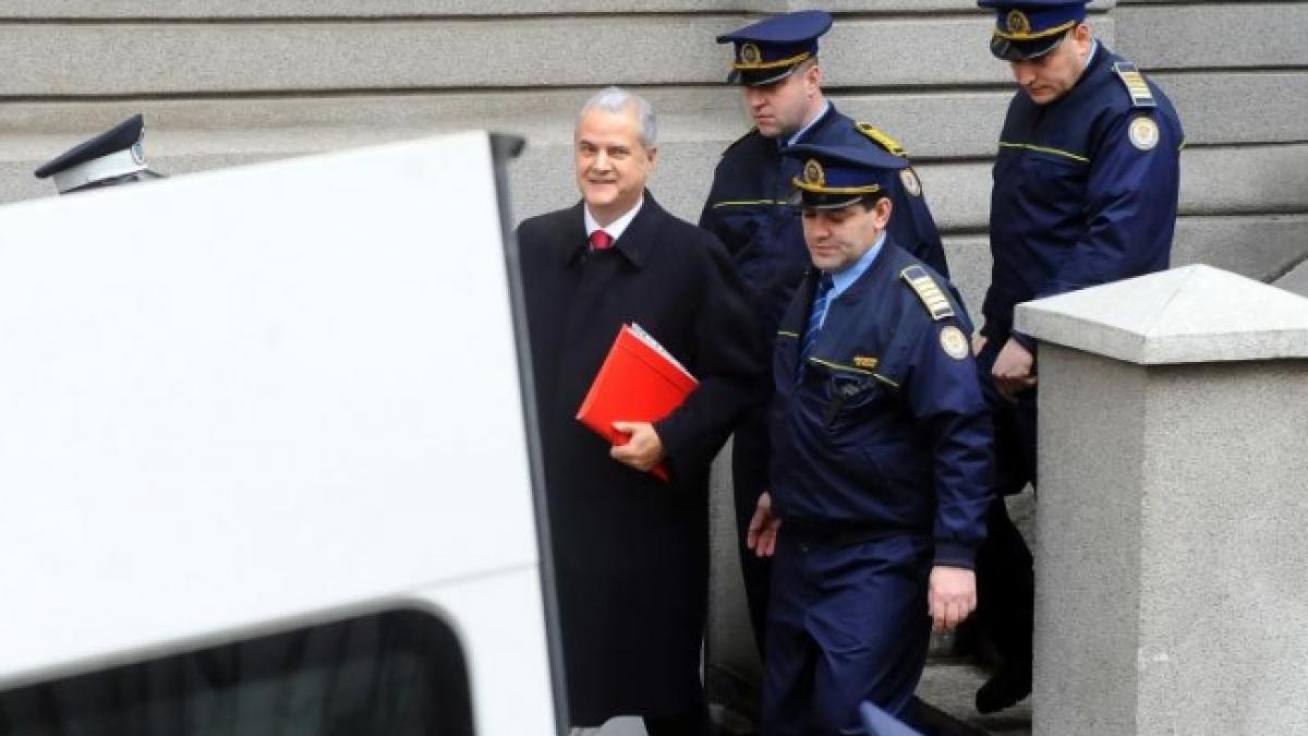 adrian nastase ar putea fi eliberat luni