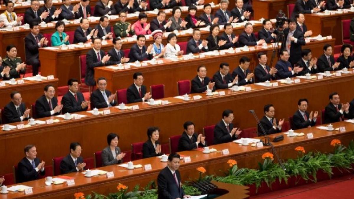 noul presedinte chinez indeamna la o mare renastere a natiunii