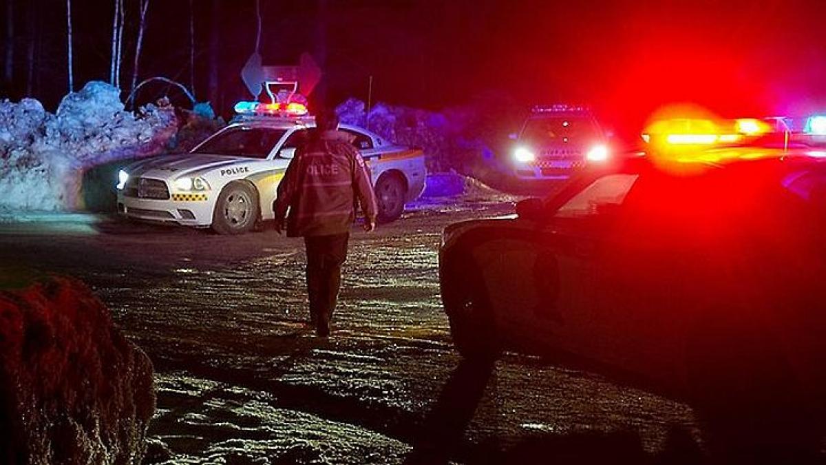 evadare spectaculoasa dintr o inchisoare canadiana detinutii au fost luati pe sus de un elicopter