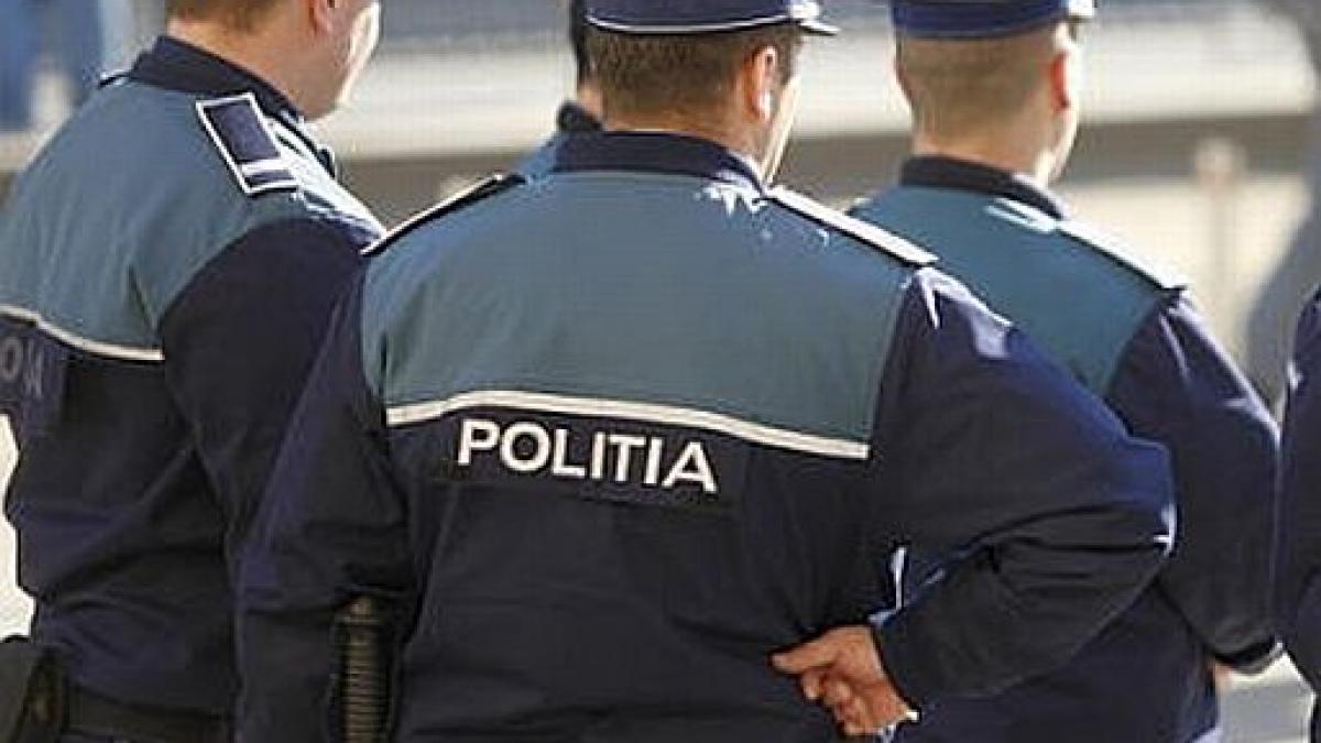 un agent de politie din romania platit ca un director de multinationala are un salariu de 24 000 de