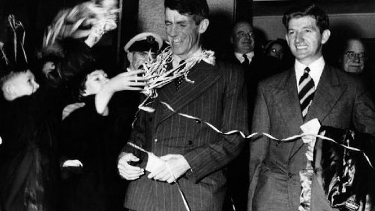 a murit george lowe ultimul supravietuitor al echipei care a cucerit everestul in 1953