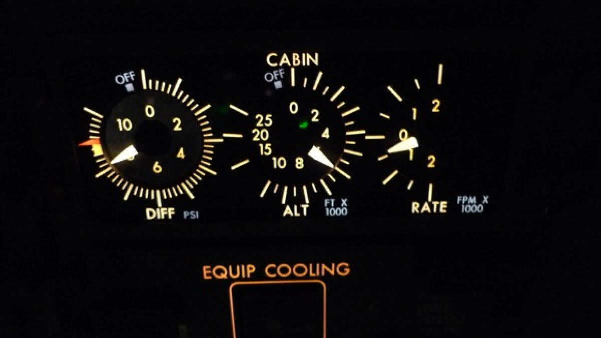 o cursa aeriana dusseldorf timisoara intoarsa din drum in cauza depresurizarii aeronavei