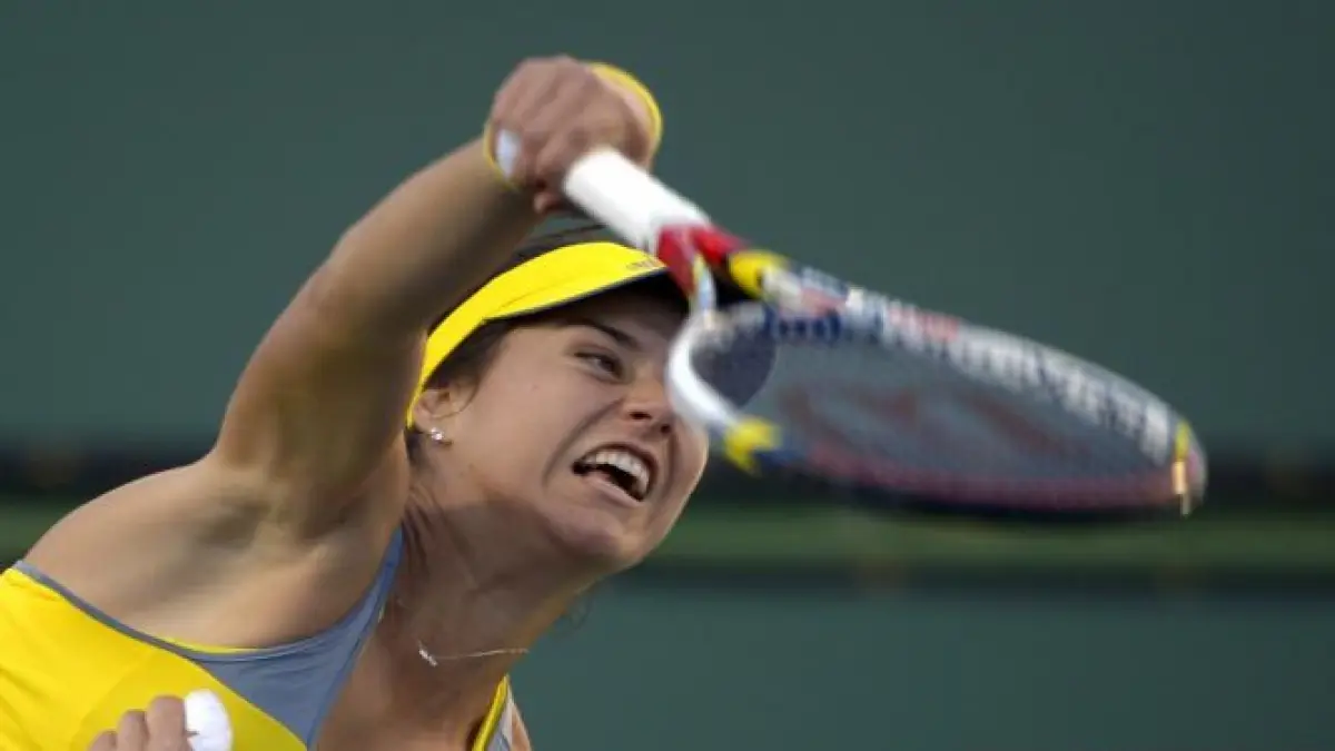 sorana carstea s a calificat in turul iii la miami victor hanescu eliminat