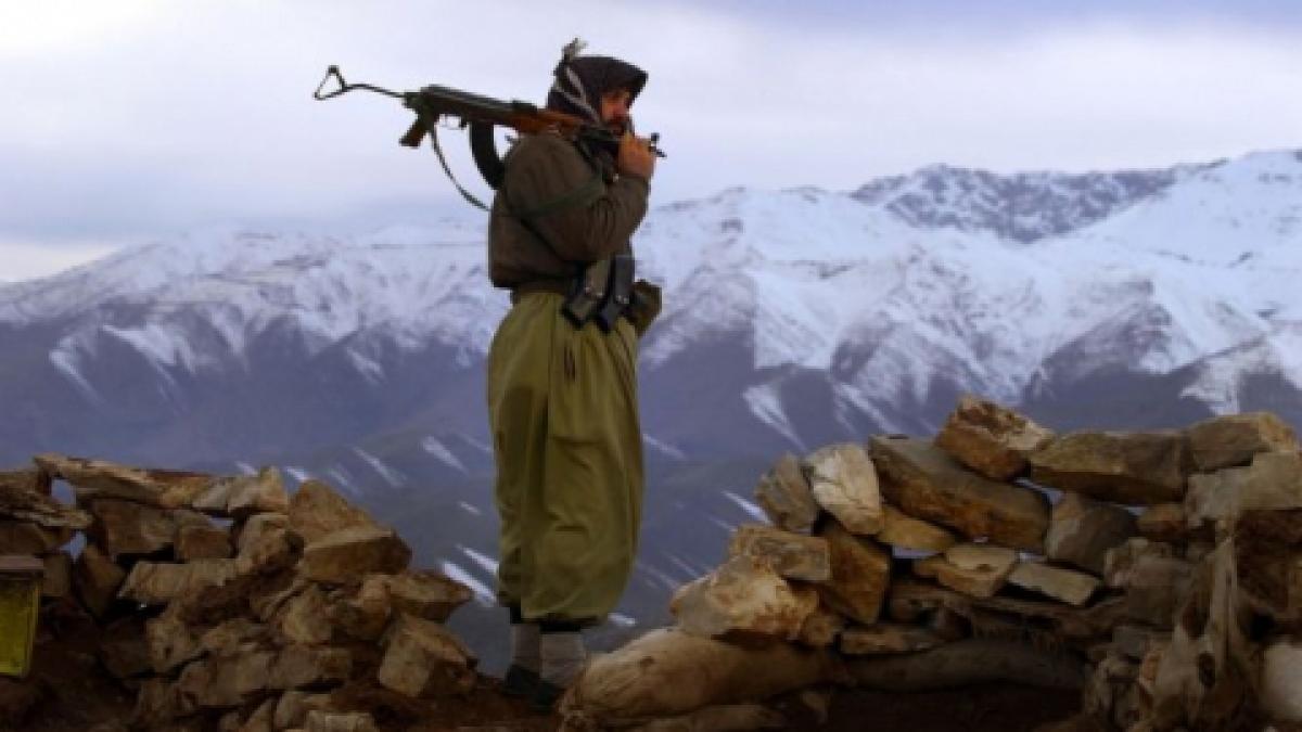 dupa aproape 20 de ani de lupte rebelii kurzi au declarat armistitiu cu turcia