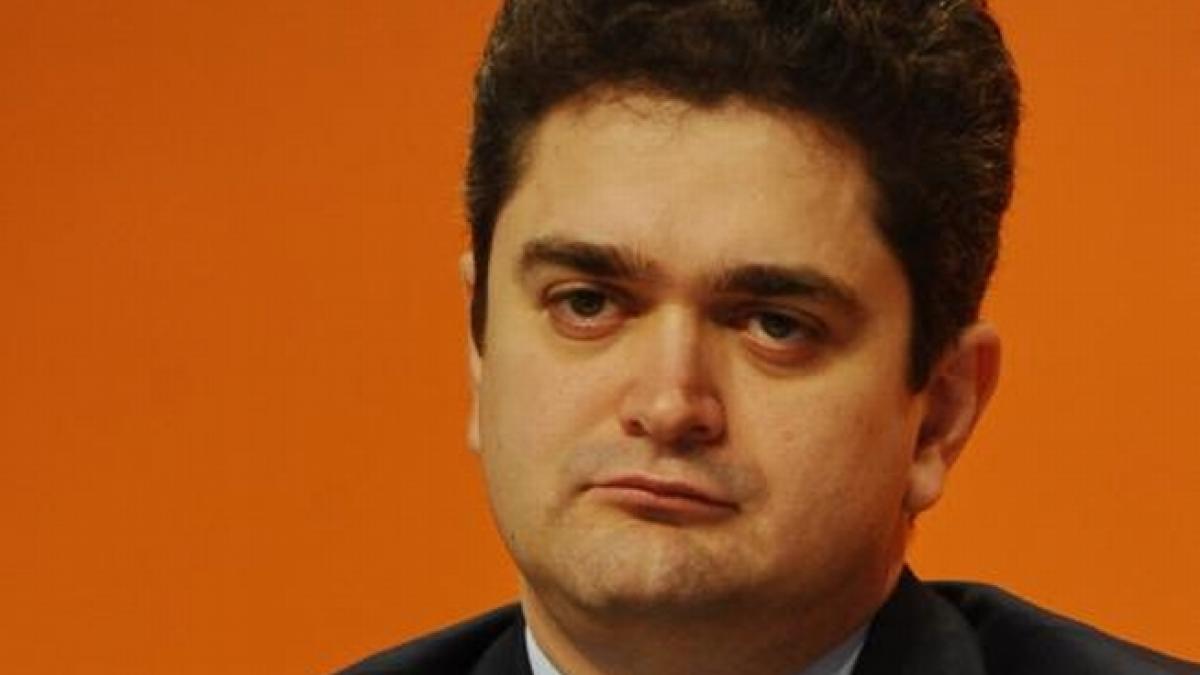 paleologu despre motiunile candidatilor pentru sefia pdl moarte lenta nuca in perete si ori la bal