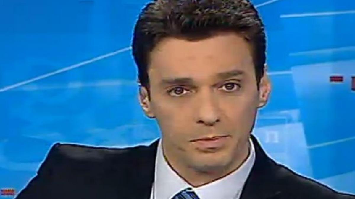 mircea badea mi se pare ca ion cristoiu il pupa in contur pe traian basescu pupaturile acestea