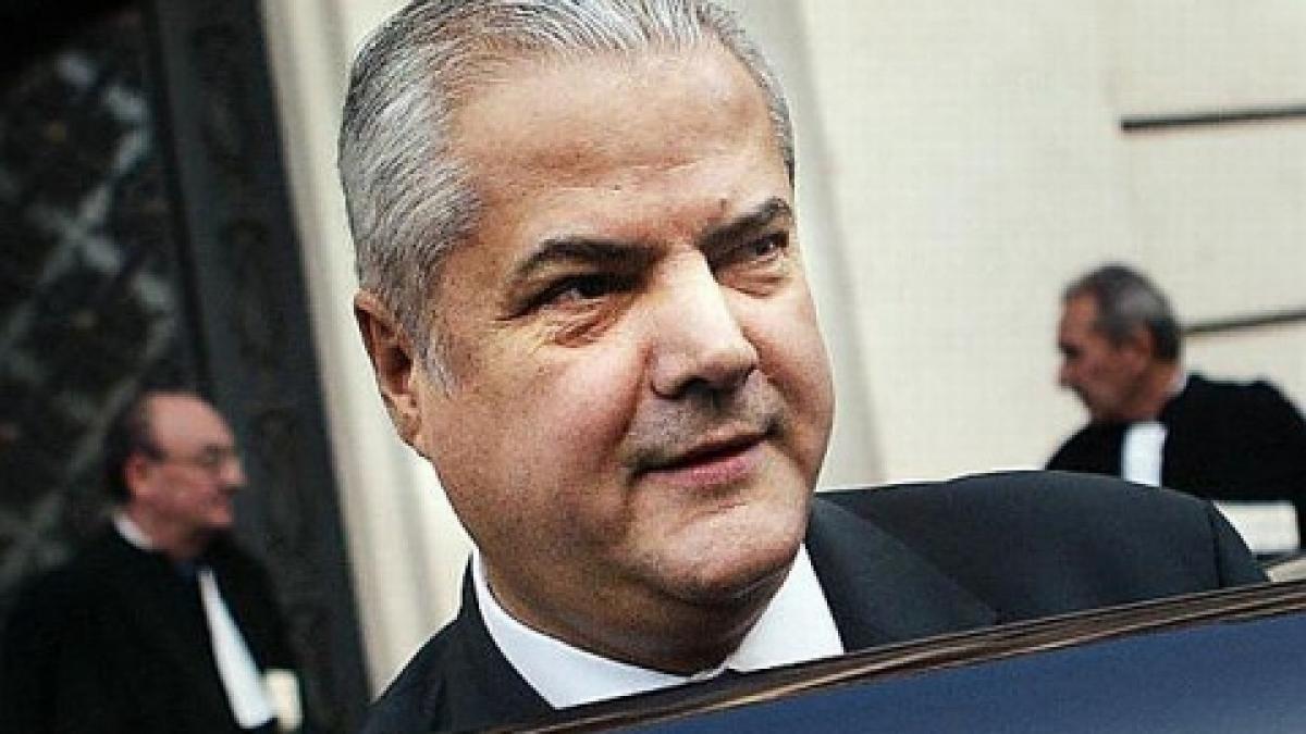 adrian nastase urmarit penal pentru nerespectarea regimului armelor si munitiilor