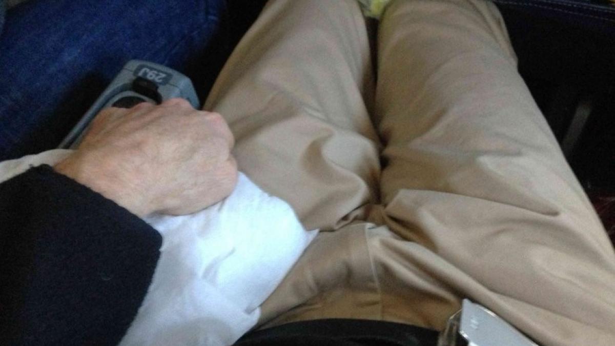 imagini surprinse in avioanele din sua ce patesc zilnic mii de calatori