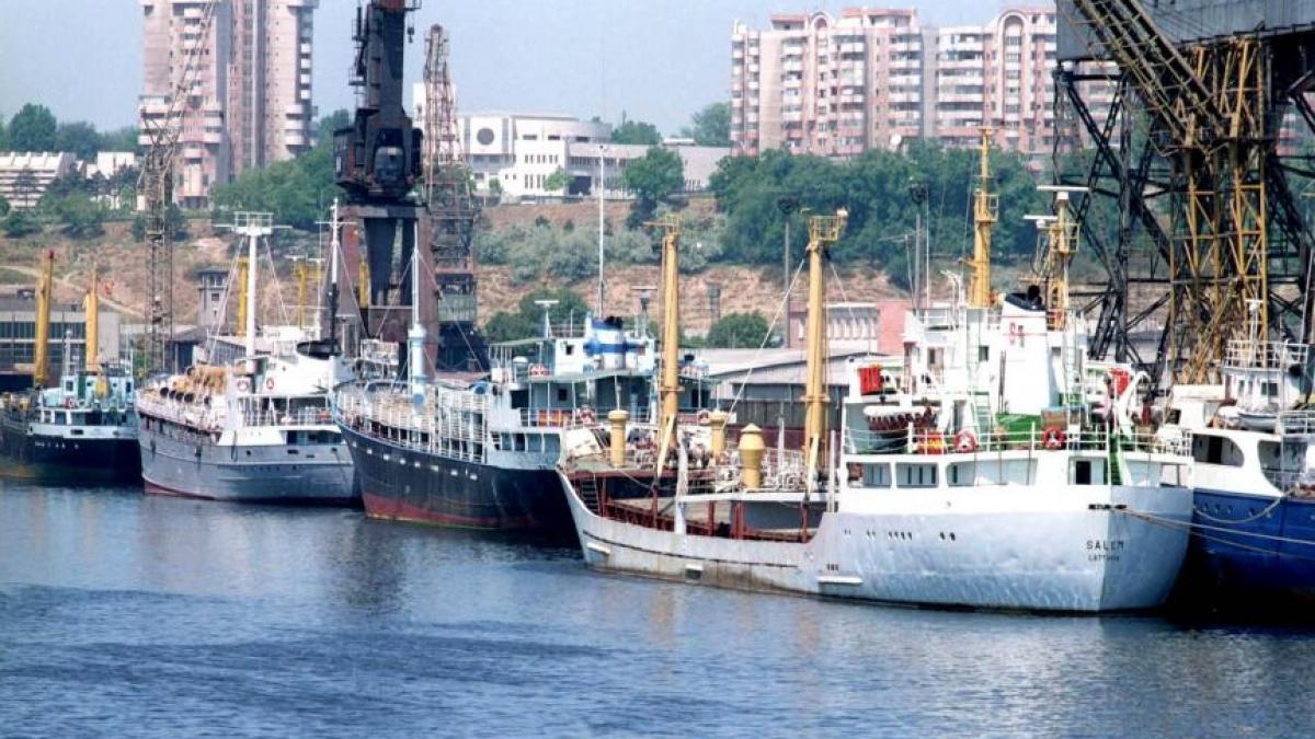 portul constanta ar putea trece pe mana lui mazare ponta toate porturile mari din europa sunt la