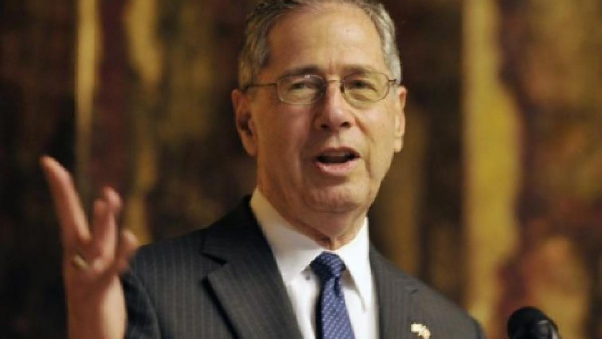 asociatia pentru monitorizarea justitiei cere verificarea candidaturii lui mark gitenstein la sefia