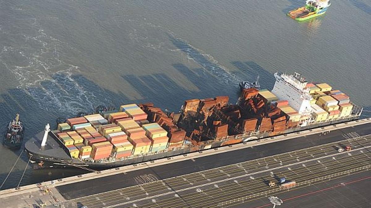 bomba toxica ce a ajuns in portul constanta verificata de specialistii romani prefectul constantei