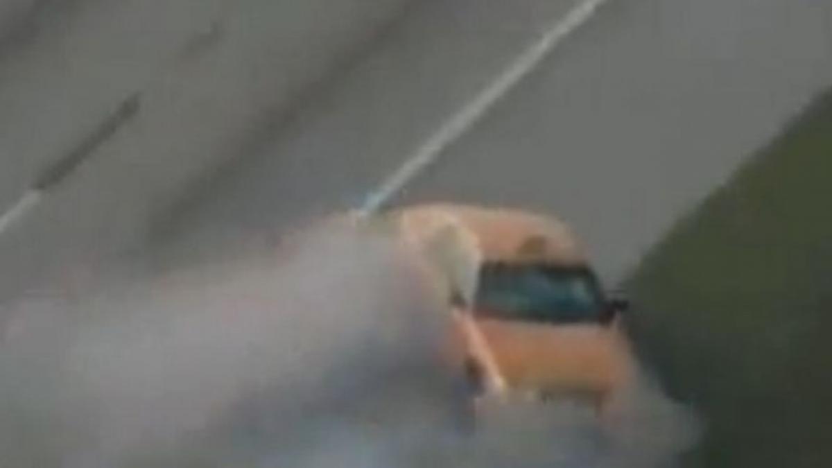 cursa spectaculoasa pe o autostrada din florida un hot a fost urmarit zeci de kilometri de politisti