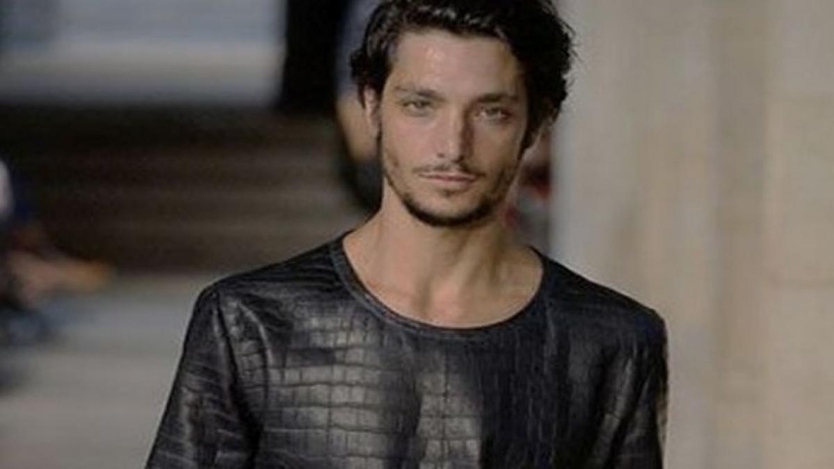 cum arata tricoul care valoreaza cat un apartament cochet din capitala