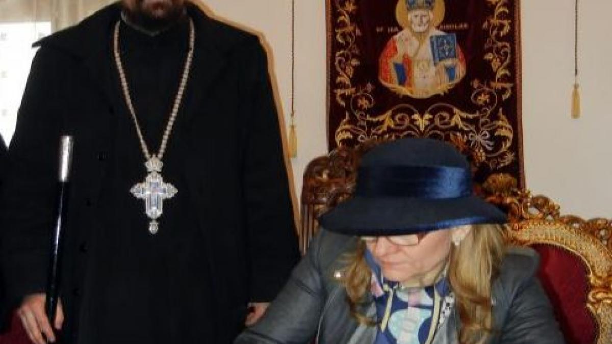 ministrul turismului promite fonduri pentru restaurarea manastirii comana