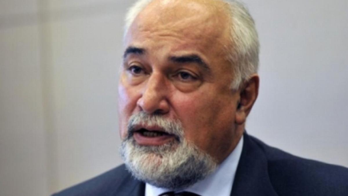 reindustrializarea romaniei sau vindem totul la fier vechi raspunde varujan vosganian la income