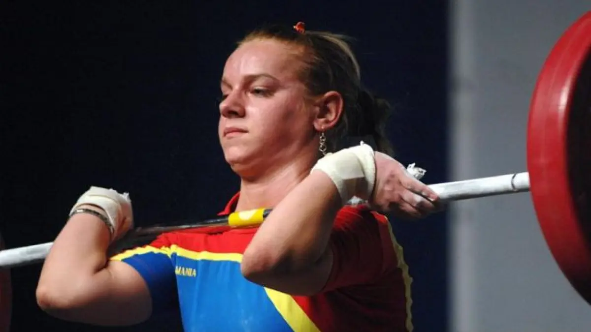 haltere elena andries a obtinut trei medalii la campionatele europene de la tirana