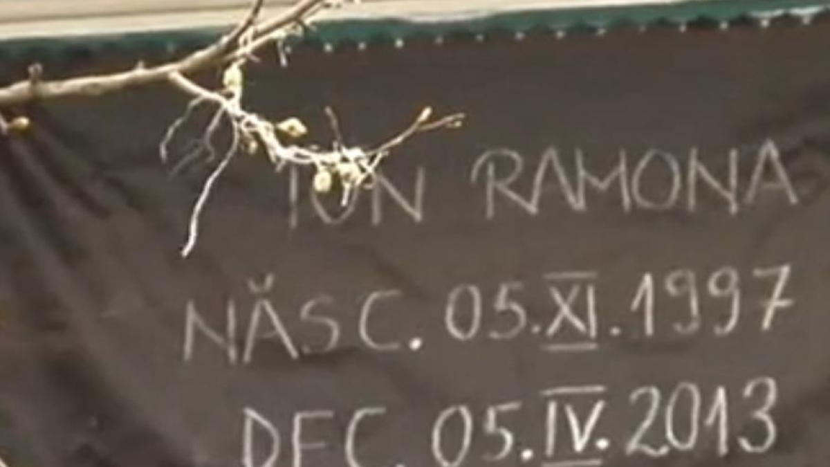 fata de 15 ani ucisa de tir pe trecerea de pietoni a fost condusa pe ultimul drum