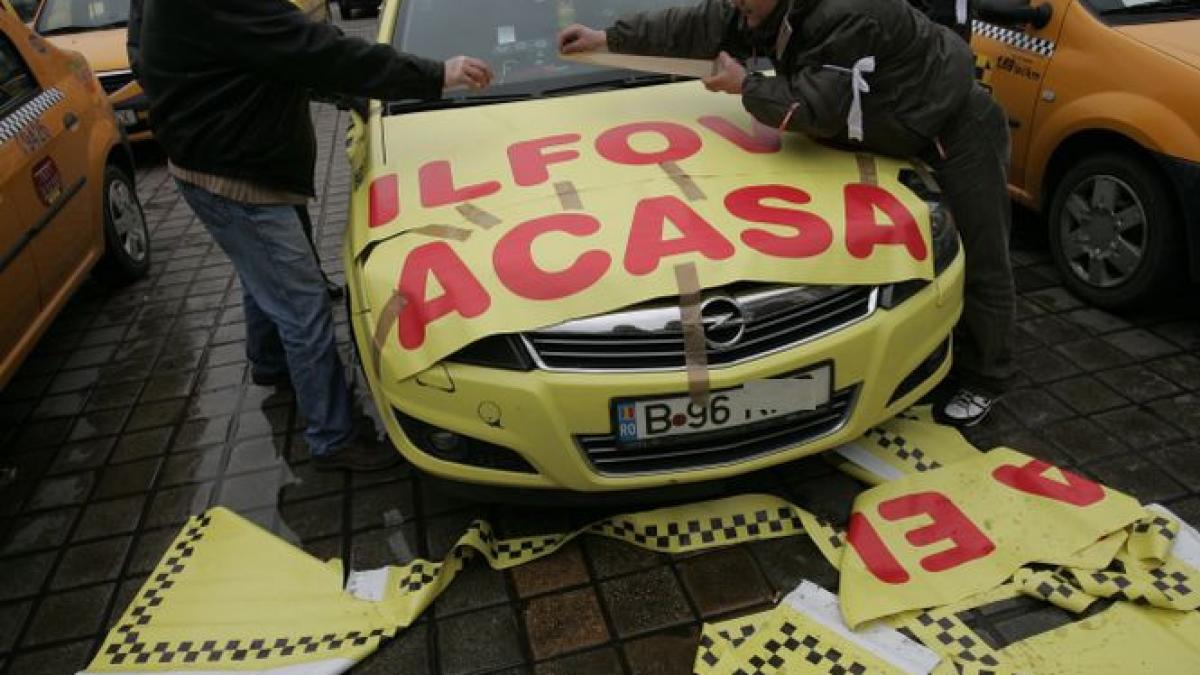 peste 1 000 de taximetristi protesteaza in capitala nemultumiti de conditiile de lucru