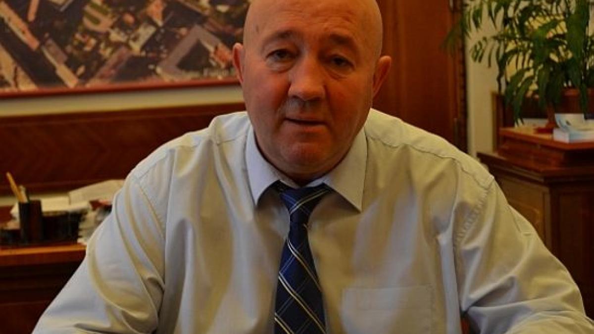 primarul de aur are un venit anual de peste 100 000 de euro