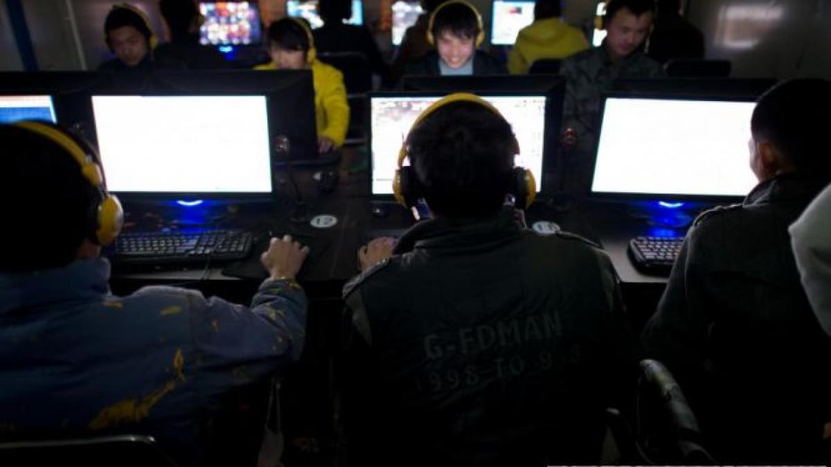 vanzarile mondiale de pc uri au inregistrat cea mai mare scadere din ultimele doua decenii