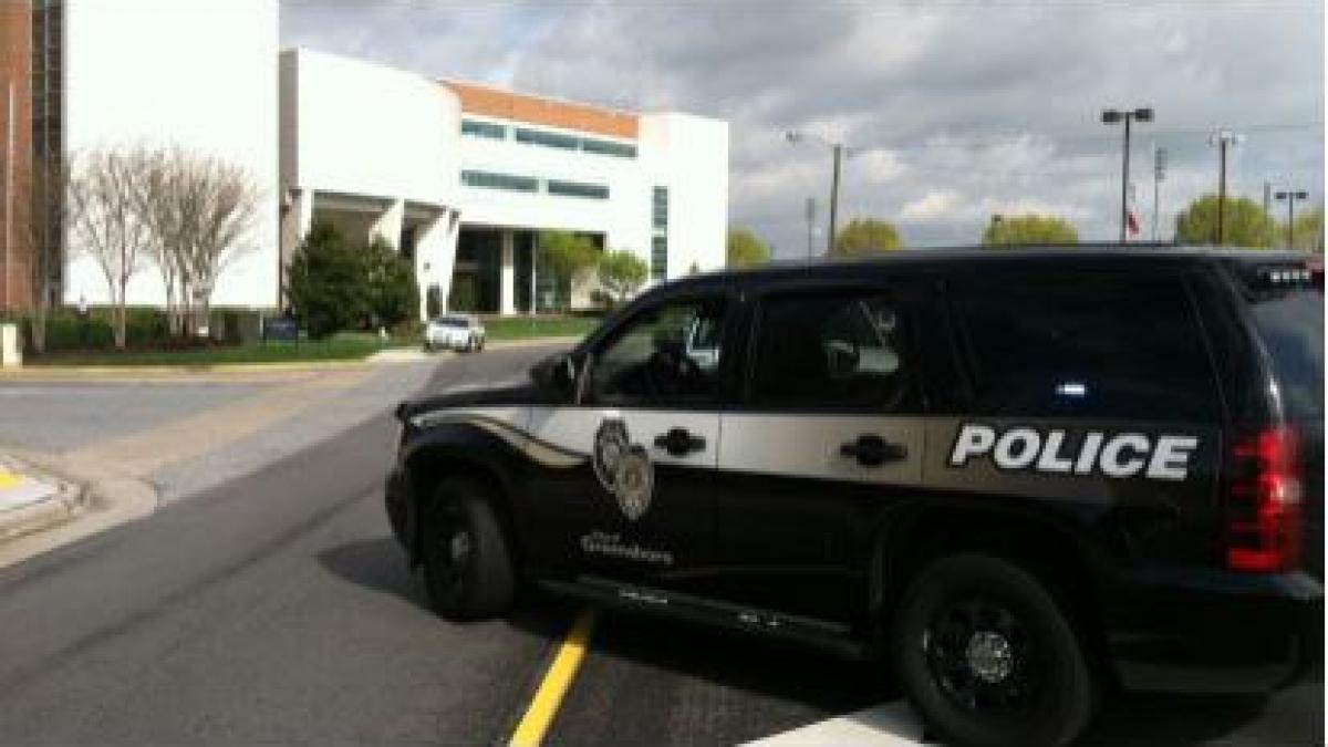 alerta de securitate intr un campus universitar din sua din cauza unui suspect inarmat