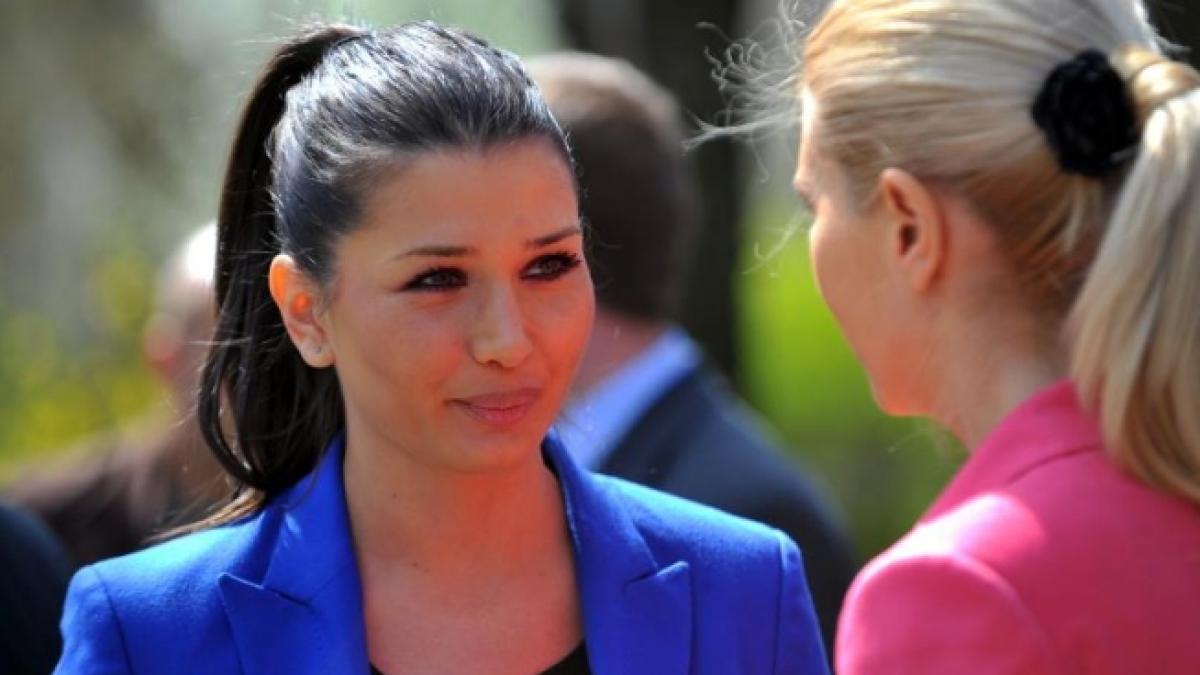 elena basescu m am linistit acum cand raluca m a asigurat ca pdl nu are ca obiectiv in acest moment