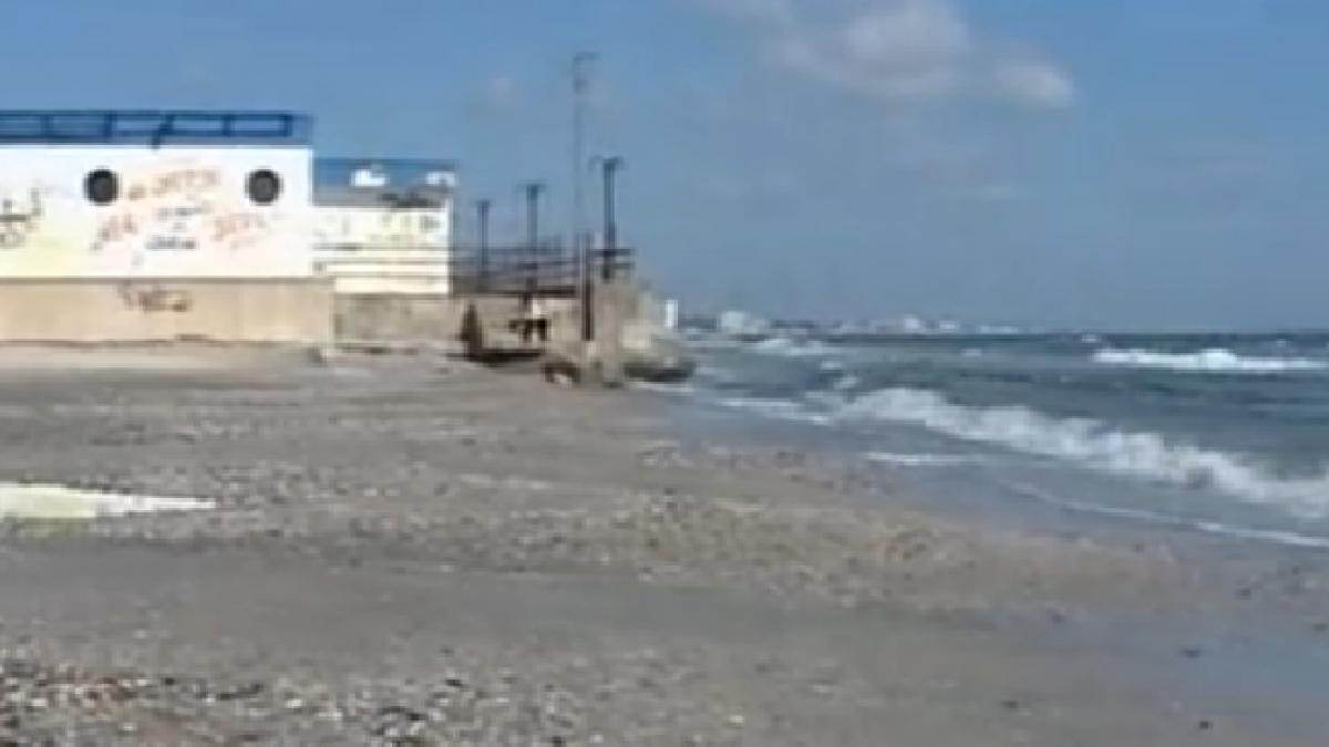 apa din mare si nisip din dunare din toamna incep lucrarile de refacere a tarmului din mamaia