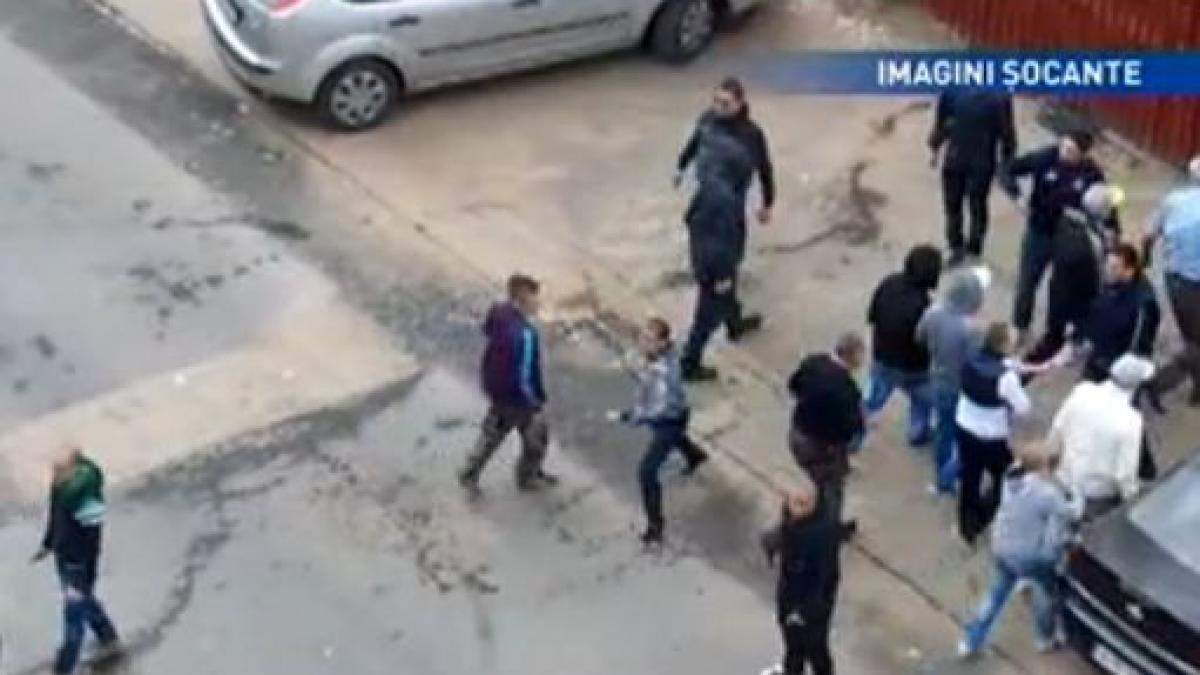 derby cu scandal in giulesti bataie cu pietre intre suporterii stelei si rapidului