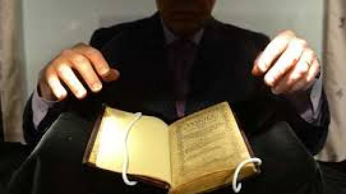 prima carte tiparita in america scoasa la licitatie la cat este evaluat exemplarul care dateaza din