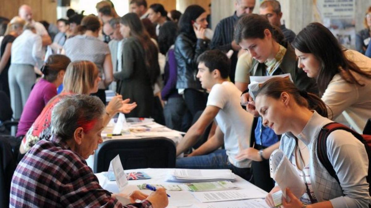 pregatiti va cv urile peste 19 000 de joburi disponibile in cadrul bursei generale a locurilor de