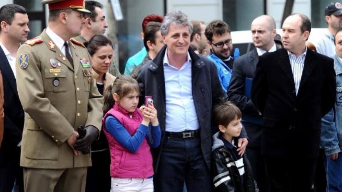 ministrul apararii lucrarile de la deveselu sunt in grafic