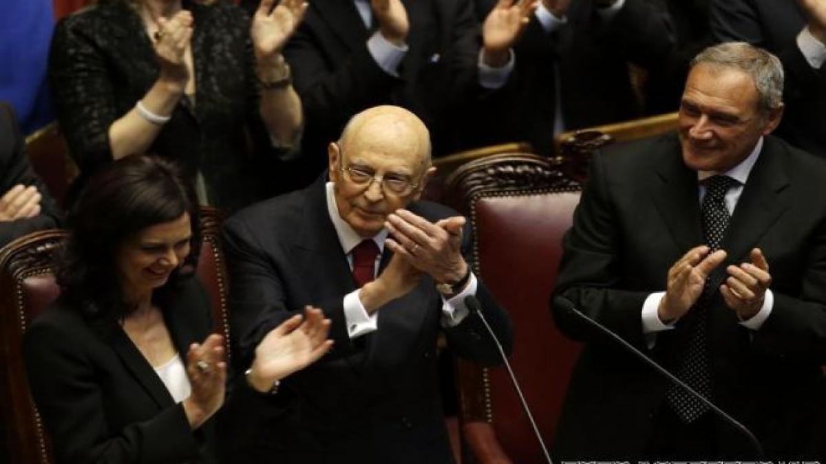 presedintele italian giorgio napolitano a depus juramantul in fata parlamentului si a criticat