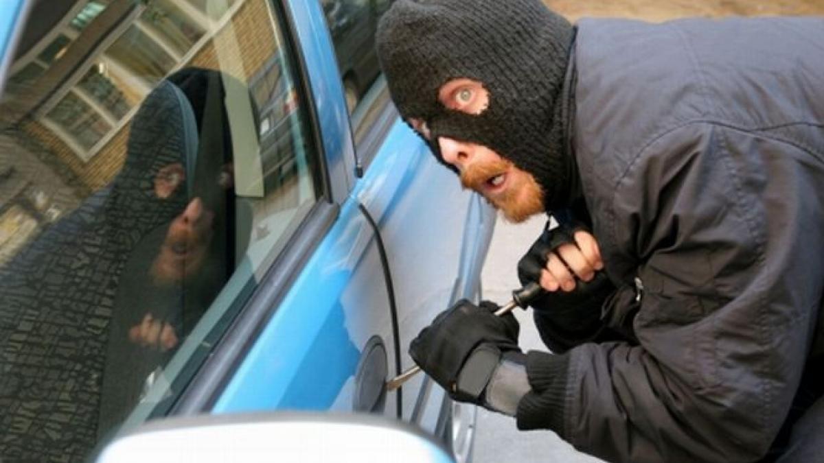 cand hotul striga hotii trei romani din italia au montat o sceneta pentru a jefui turisti