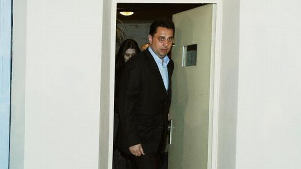 omul de afaceri marius locic s a predat la arestul politiei dupa ce a fost condamnat la patru ani