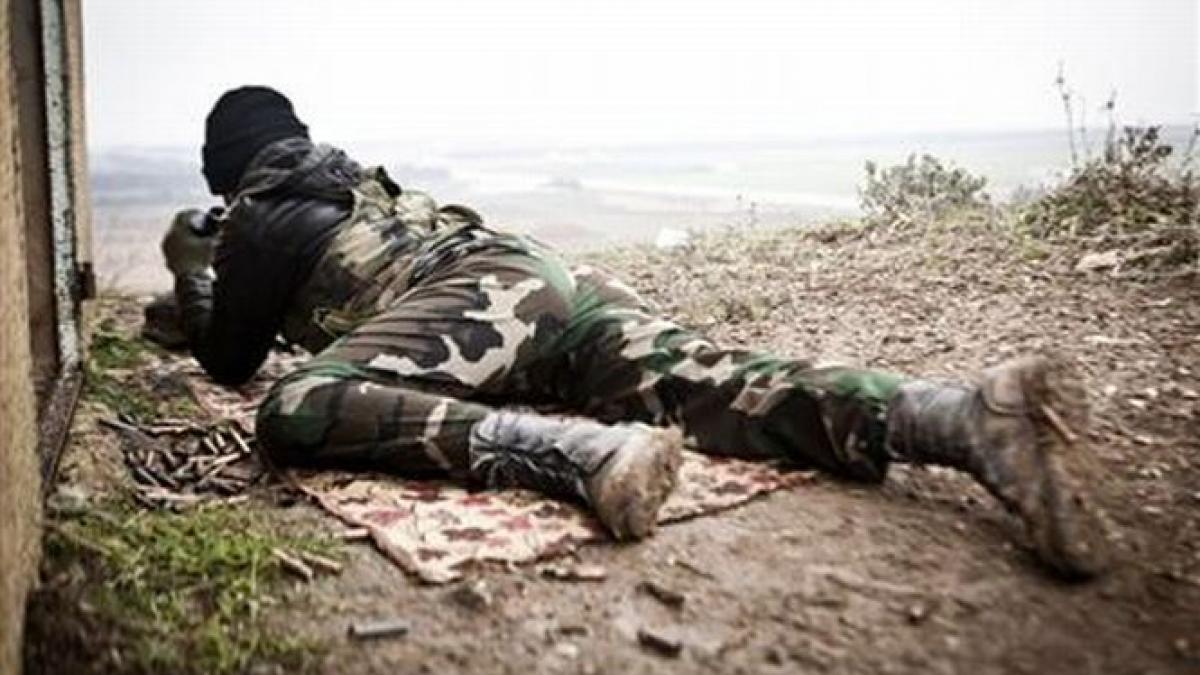 inalt oficial ue sunt sute de europeni care lupta alaturi de rebelii sirieni