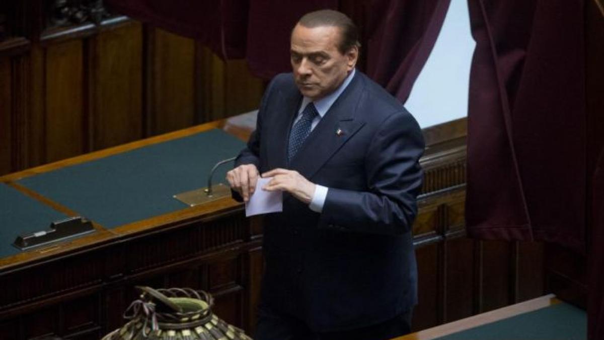 berlusconi vrea ca italia sa infrunte europa in problema austeritatii si propune un adversar al