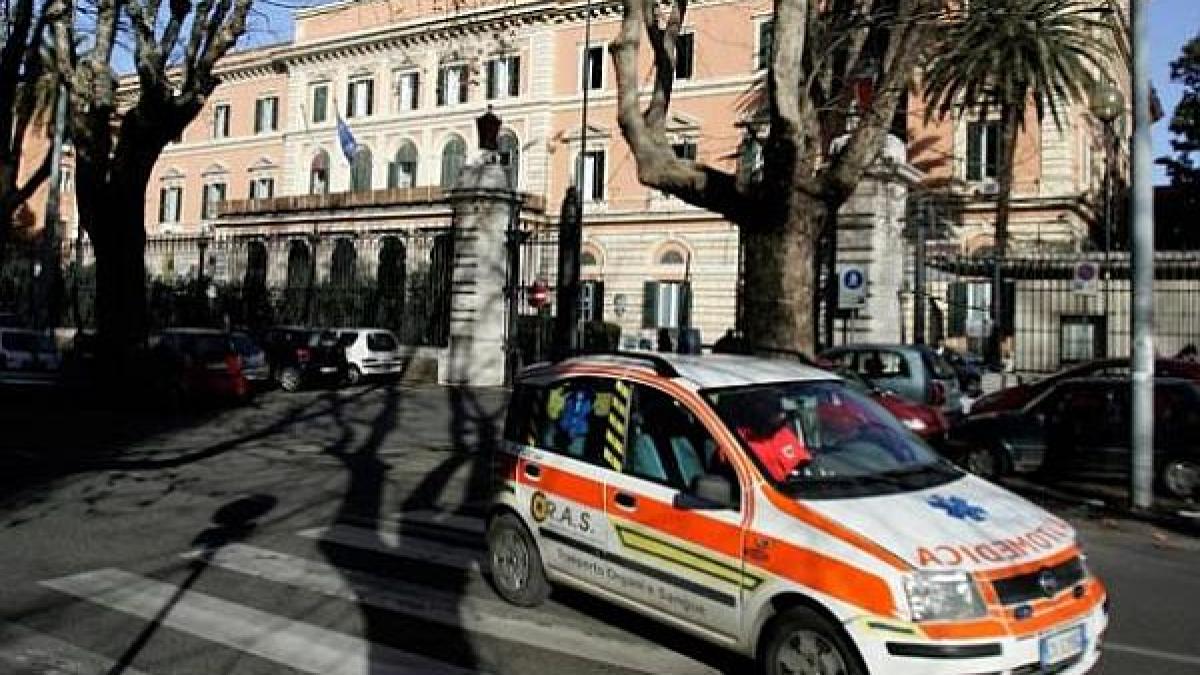 o romanca a fost ignorata 4 ore de medicii italieni trebuia sa nasca si nimeni nu s a uitat la ea