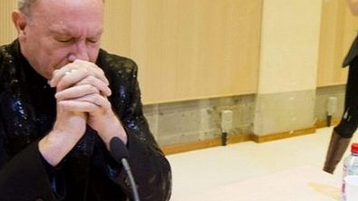 anul domnului vine ce i s a intamplat preotului catolic care tinea un discurs despre blasfemie