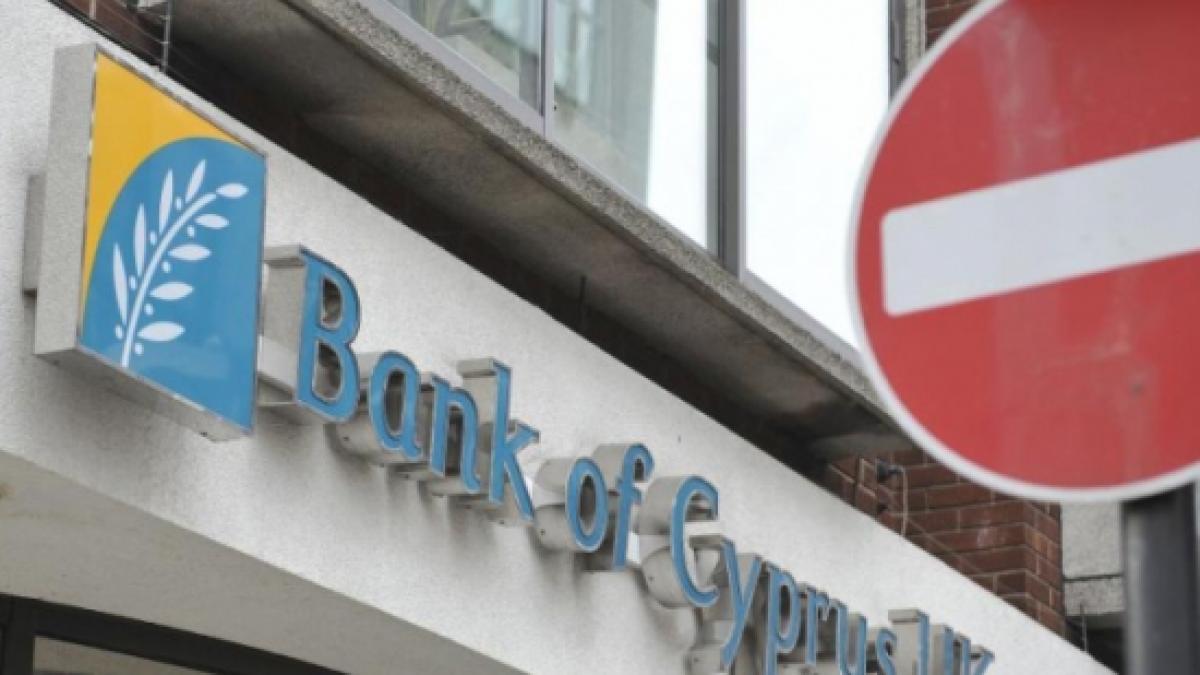 clientii bank of cyprus isi pot retrage banii incepand de luni de la marfin bank romania