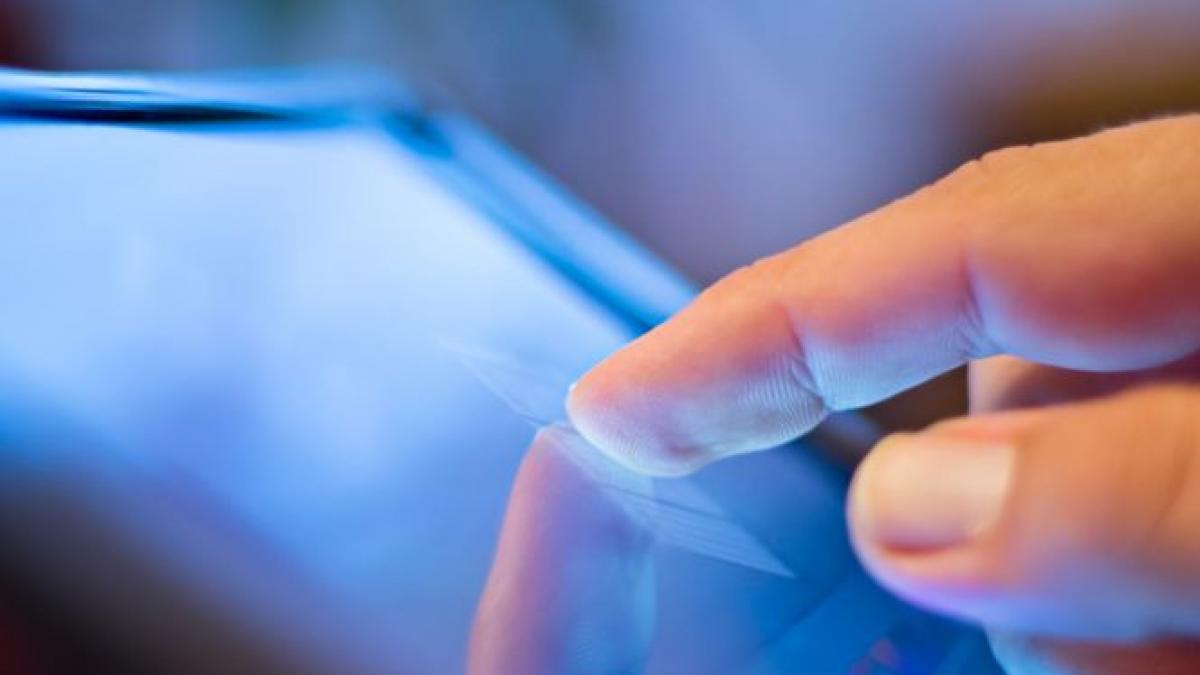 un sistem nou pentru comenzile la taxi implementat pe aeroportul otopeni