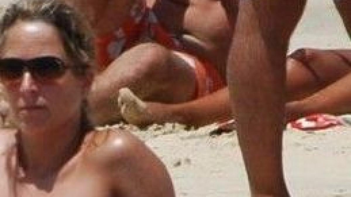 asta se va intampla si pe plajele din romania de 1 mai o fac in vazul lumii nu se mai jeneaza